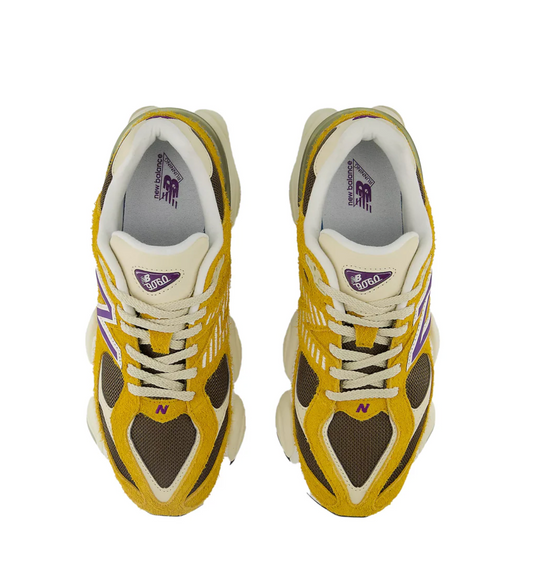 New Balance Men's 9060 Trainer Butterscotch / Dark Mushroom
